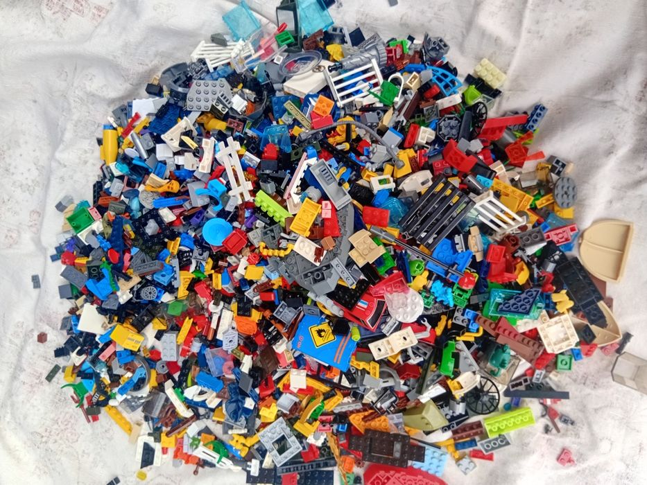 Продам ЛЕҐО полное ведро