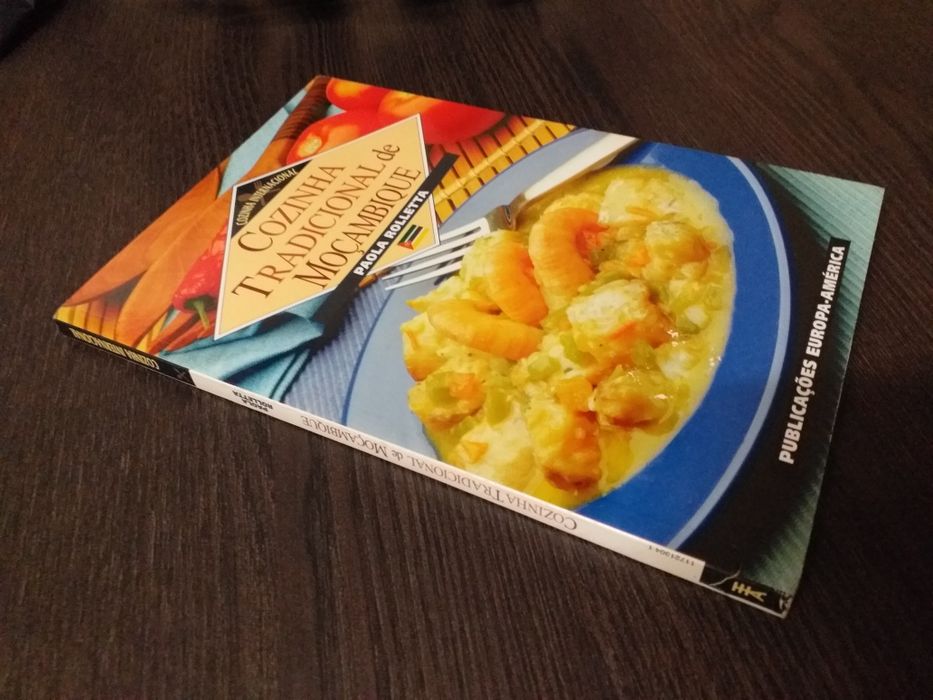 SEM USO Livro cozinha tradicional de Moçambique, Paola Rolleta,editora Europa-América,em mão,veja zonas