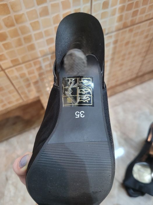 Piękne szpilki z kokardką