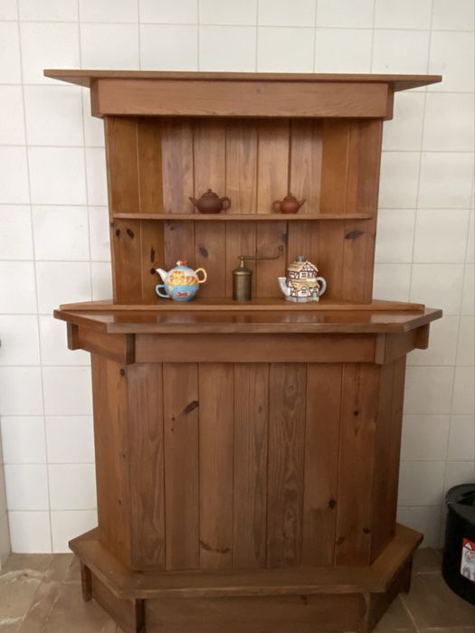 Bar em Pinho Maciço