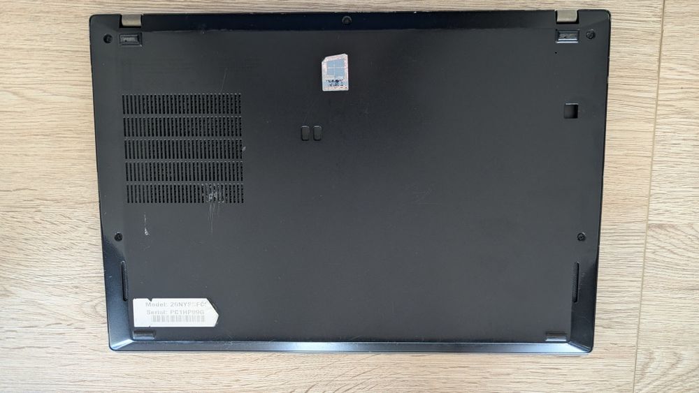 Lenovo ThinkPad T490s (14")