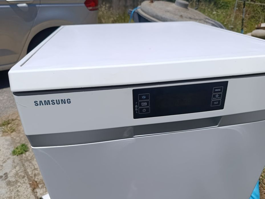 Máquina de lavar loiça Samsung