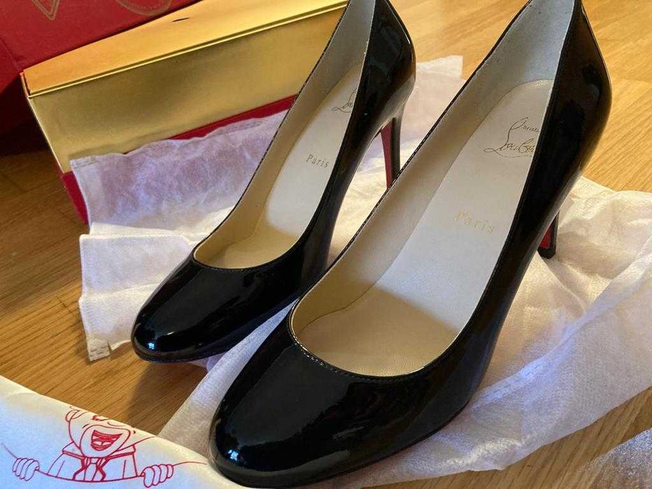 Sapatos Christian Louboutin n.º 38 - NOVOS