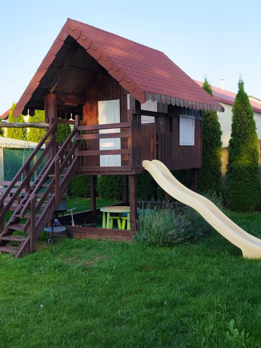 Domek drewniany dla dziecka