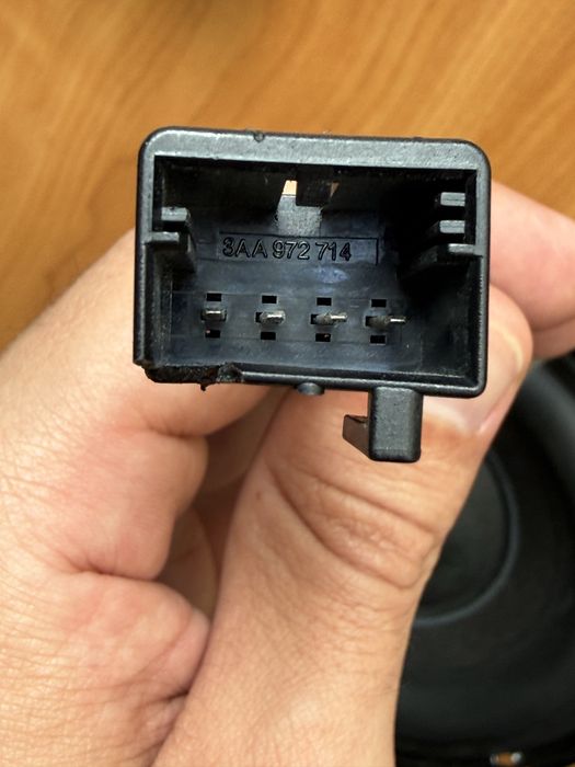 Сабвуфер Bang & Olufsen 8W9035382C Audi A4 B9, A5, S5, RS5
