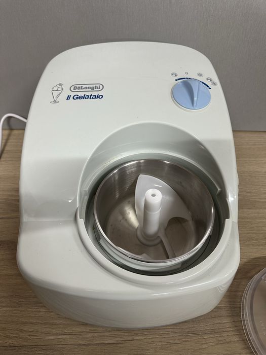 Морозивниця DeLonghi Il Gelataio ICK5000