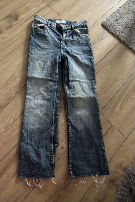 Spodnie jeans Bershka