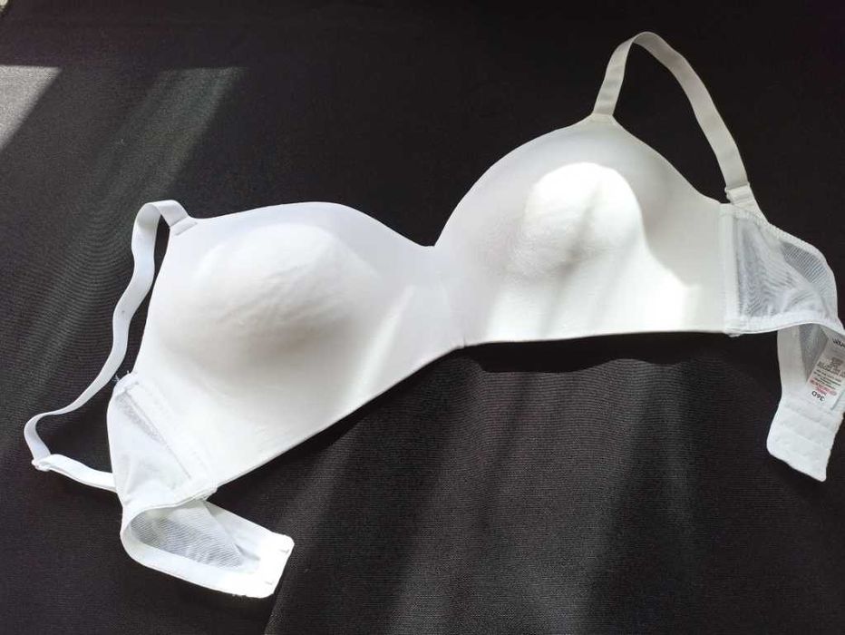 Бюстгальтер George EUR 80D  поролон без косточки белый