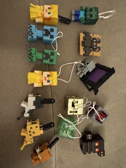 Figurki Kinder Joy Minecratf