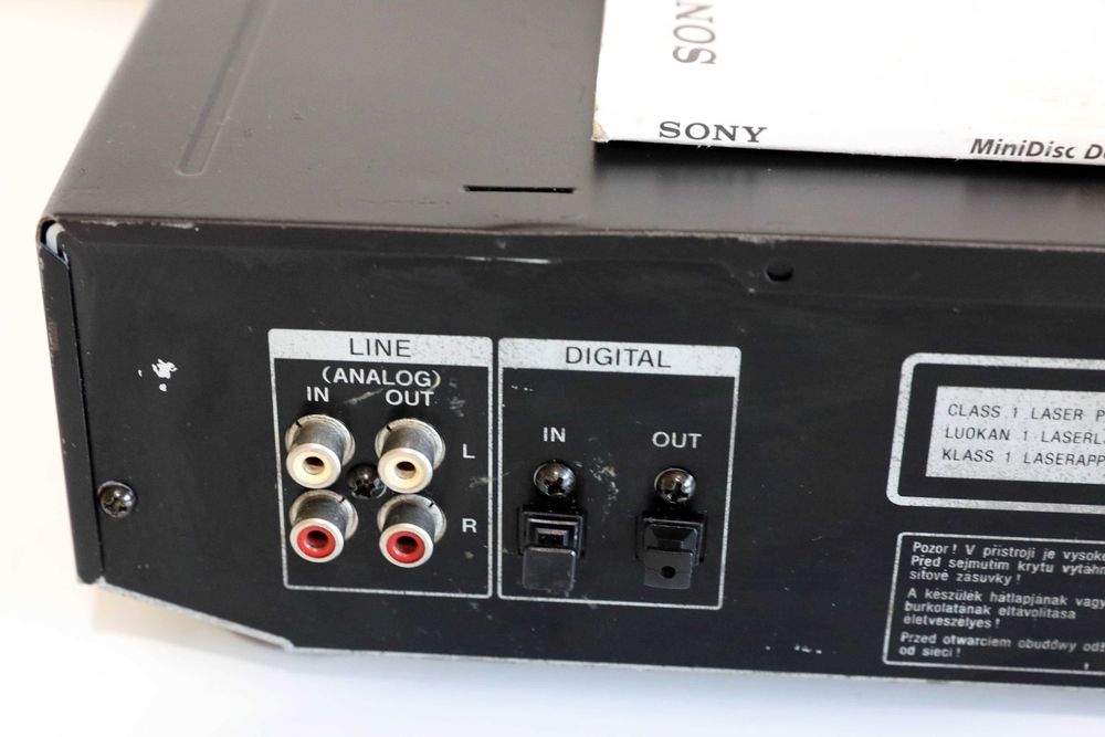 Sony MDS-JE500 com comando