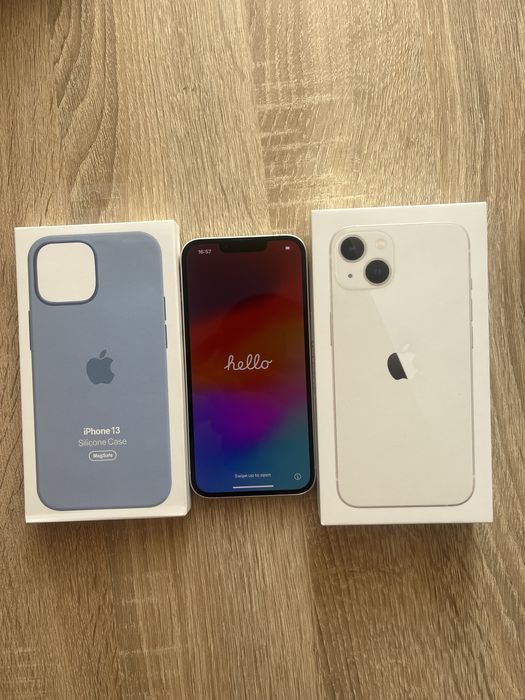 Продам IPhone 13