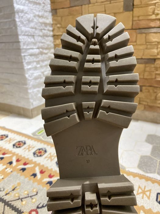 Чобітки Zara 37 розмір