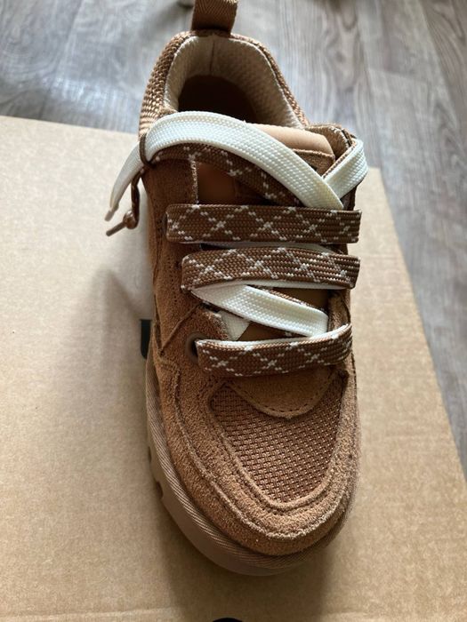 Кросівки UGG нові