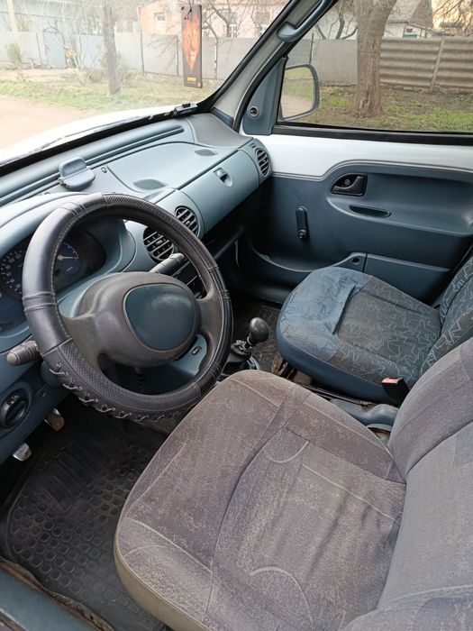 Продам Рено Кенго