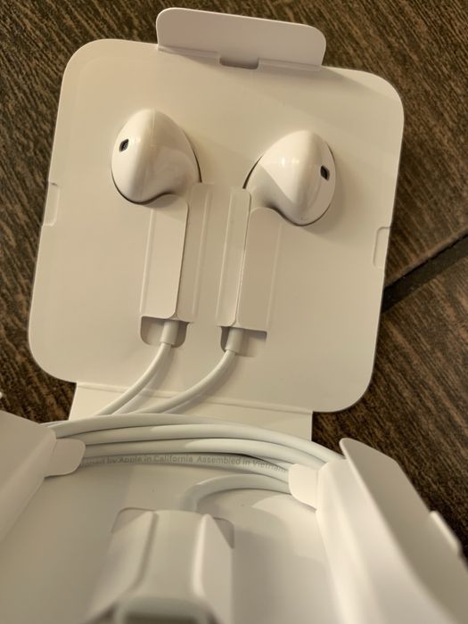 Наушники проводные EarPods lightning оригинал Apple вкладыши лайтинг