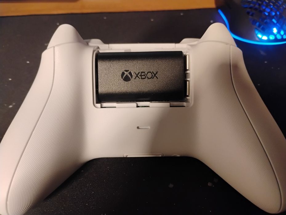 Xbox series s z grami