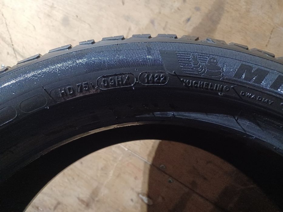 Opony wielosezonowe 205/50/17