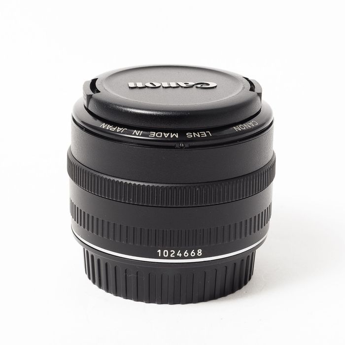 Об'єктив Canon Lens EF 50mm f/1.8