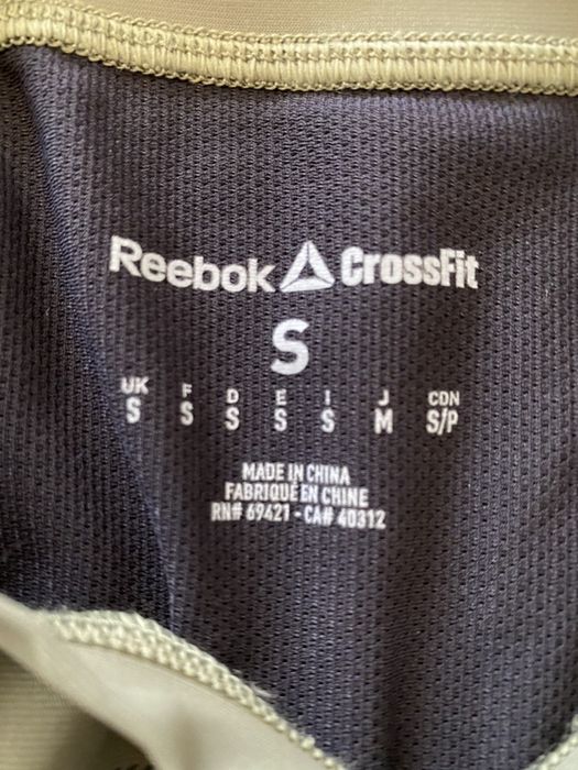 Camisola Reebok de compressão (nova)