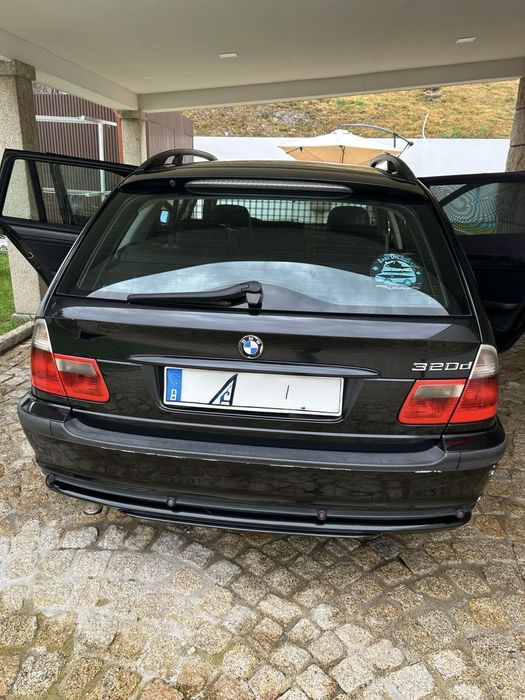 BMW 320d Touring 150cv Nacional | Pele | Teto de Abrir | Jantes 17”