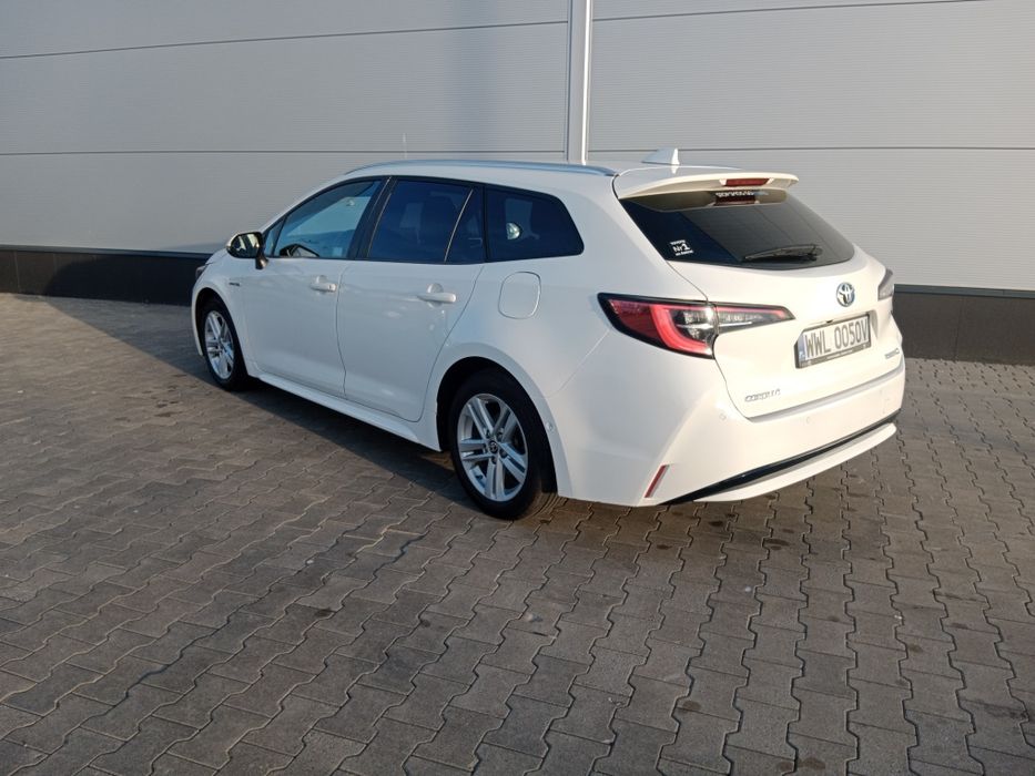 Wynajem samochodu osobowego Hybryda LPG Automat