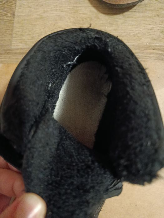 Кросівки демісезонні 34-35 розмір.