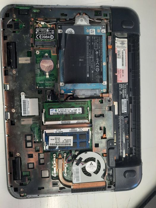Ноутбук HP Pavilion dm1