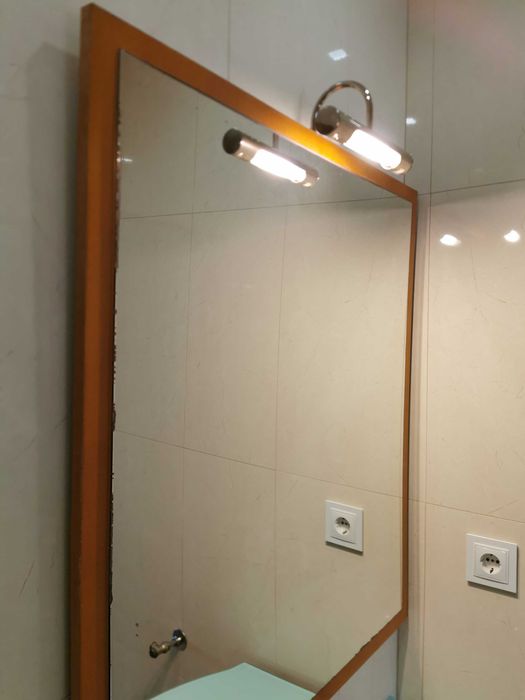 Móvel Casa de Banho c/ Espelho Iluminação