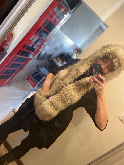 Super  futrzana czapka z szalikiem, New Look roz universalny