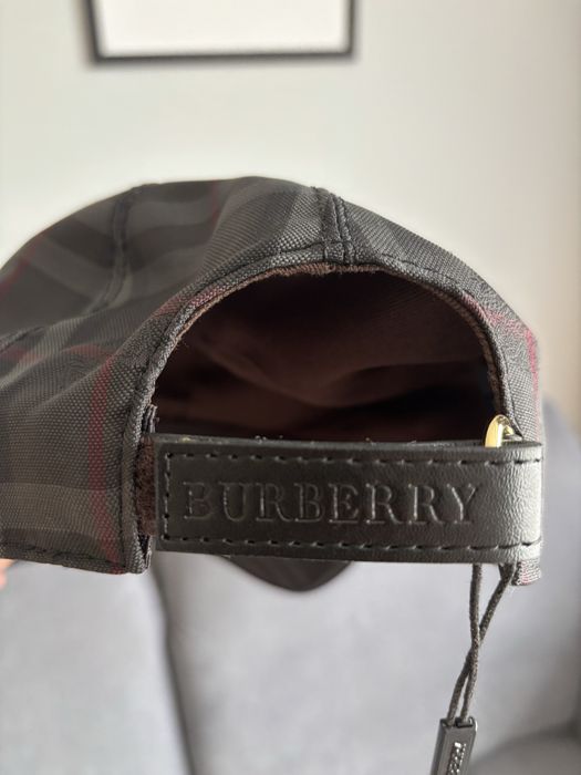 Czapka burberry czarna