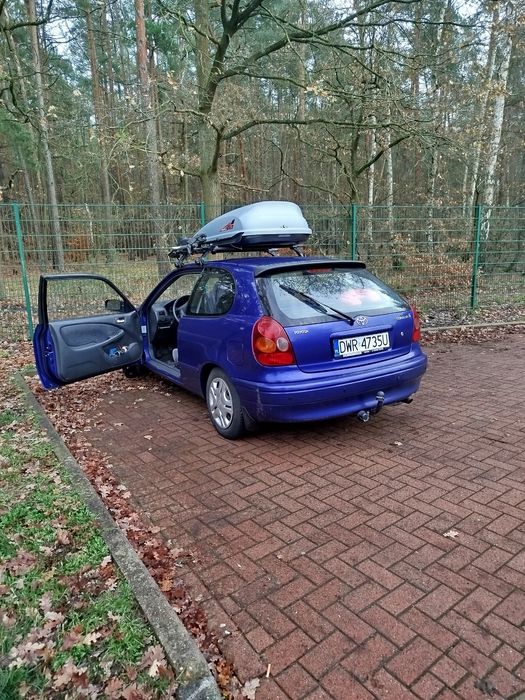 Toyota Corolla 15.05.2000 r. klimat, LPG (zbiornik 50 l), 88000 km