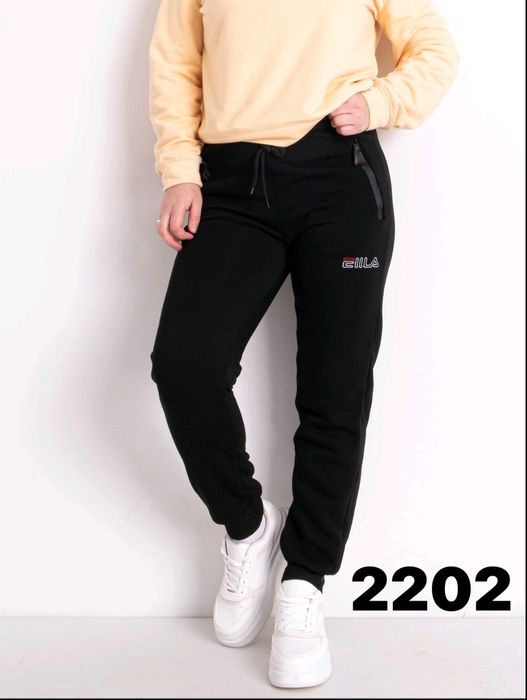 Жіночі спортивні штани