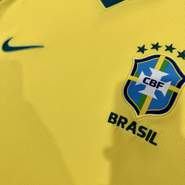 Camisa da seleção do Brasil amarela Principal 26/27