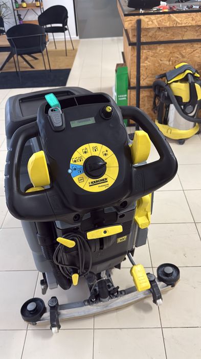 Lavadora de Pavimento kärcher B 40 C BP Dose (DISCO)