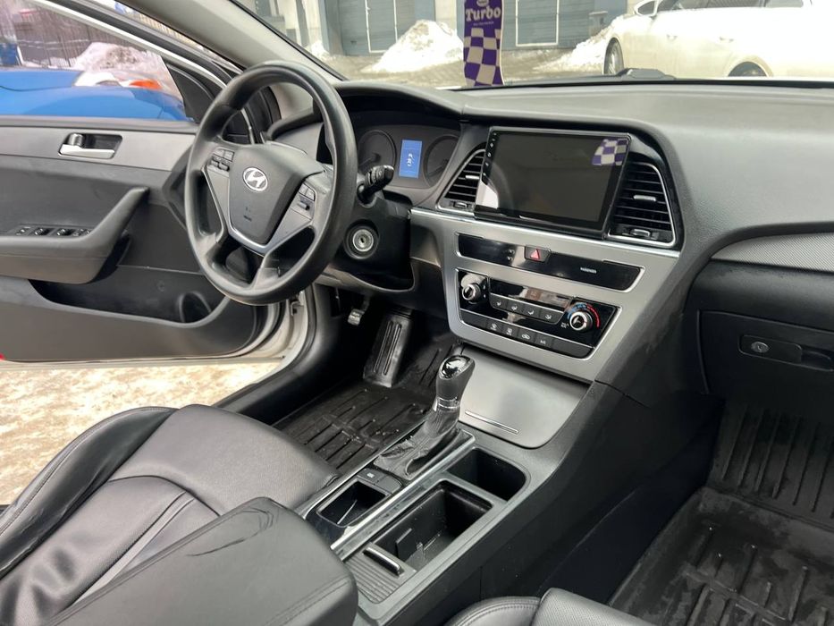 Оренда авто Хюндай Соната Тойота Камрі Киа К5 під таксі з викупом