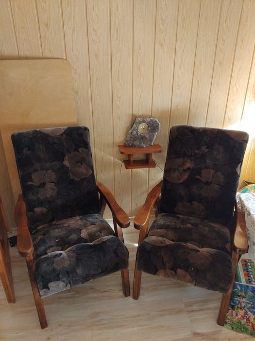 Fotele vintage PRL 2szt bardzo dobry stan
komplet 2 sztuki w BDB stan