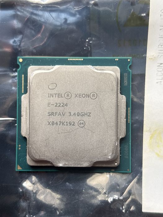 Processador Intel XEON E-2224