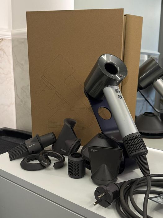 Suszarka Dyson Professional HD 11