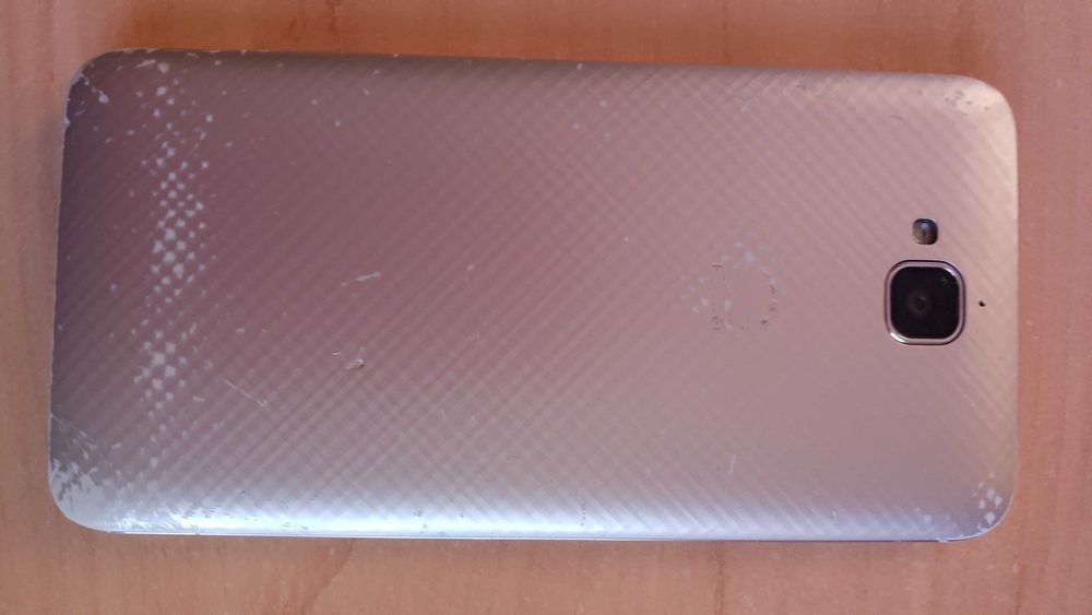 Смартфон  HUAWEI TIT- U02