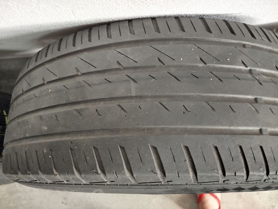 Conjunto de Jante e Pneus 225/55 R18 PEUGEOT 3008