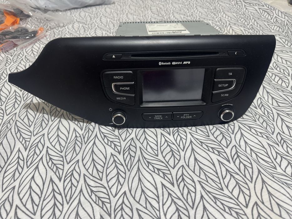 Radio original kia ceed