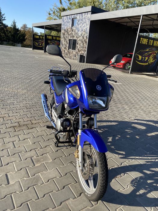 Yamaha YBR 125 cm3