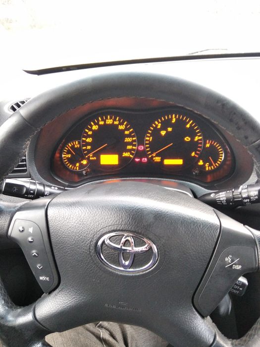 Тойота авенсіс 2,2 d-cat 2006р. Івано-Франківськ