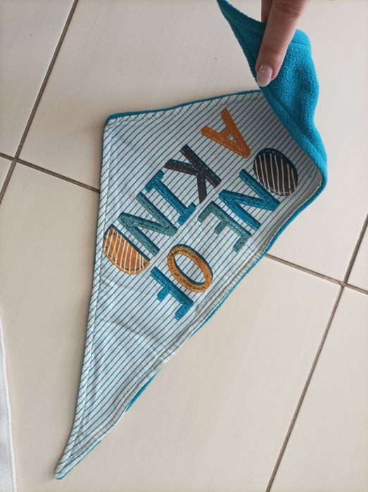 Rękawiczki  i szaliki dziecięce 98-104