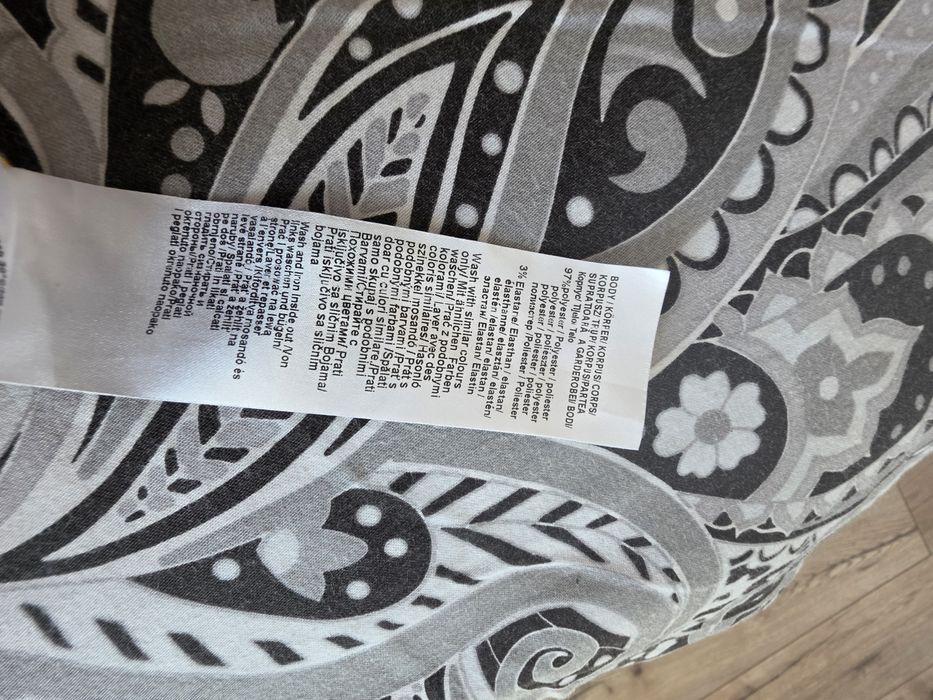 Ołówkowa sukienka ORSA