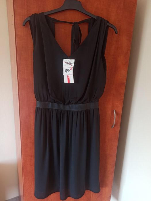 Elegancka sukienka DanHen