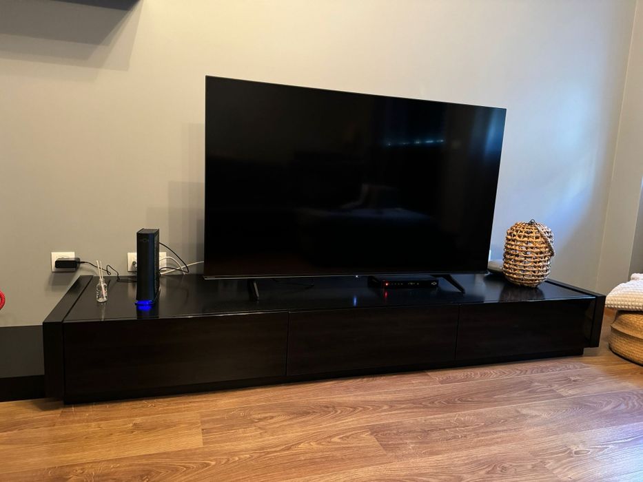 Móvel e bar de parede