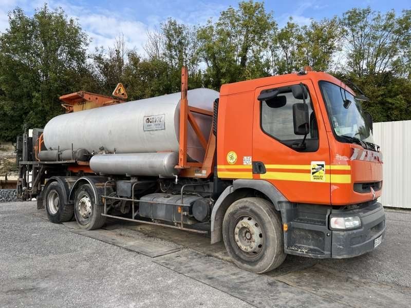 Camião Basculante RENAULT PREMIUM 370-26 AVEC BOUILLE ACMAR