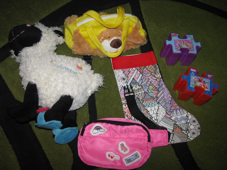 Zabawki dla dziecka, nerka, torebeczka, owieczka puzzle oddam