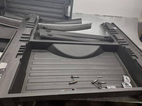 Quartela / Forra Mala AUDI Q7 (4L)